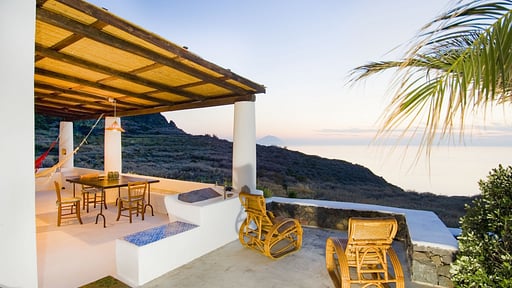 Villa L' Ulivo di Pollara Terrasse/Veranda