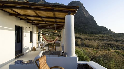 Villa L' Ulivo di Pollara Terrasse/Veranda