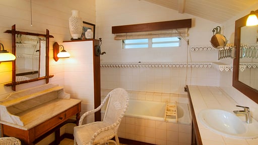 Villa La Belle Creole Bedroom 1