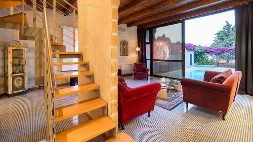 Villa La Boheme Living room 1