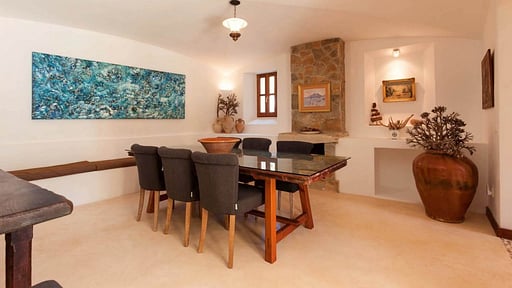 Villa La Cala Dining area 1
