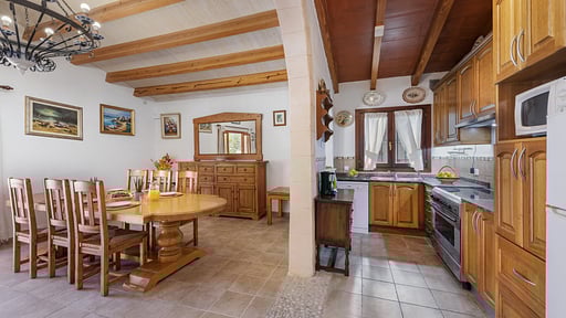 Villa La Caseta Dining area