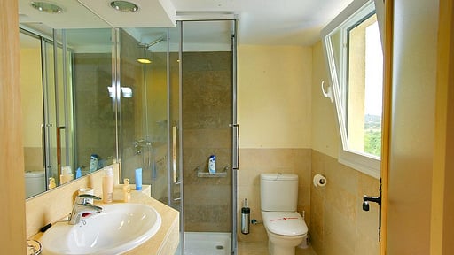 LA COMA Schlafzimmer 2