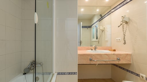 LA COMA Schlafzimmer 3