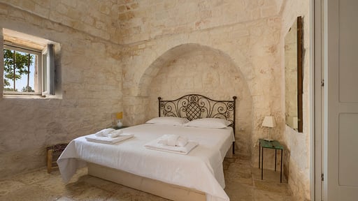 Villa La Dialma Bedroom 1