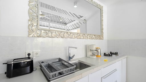 Villa La Dolce Kitchen