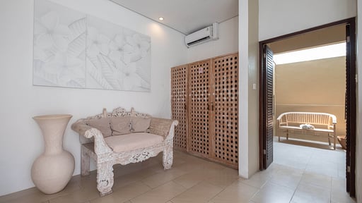 Villa La Dolce Bedroom 3