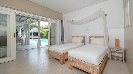Villa La Dolce Bedroom 2
