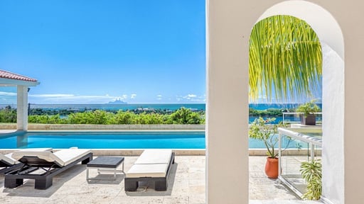 Villa La Favorita Schwimmbad