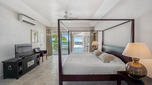 Villa La Favorita Schlafzimmer 1