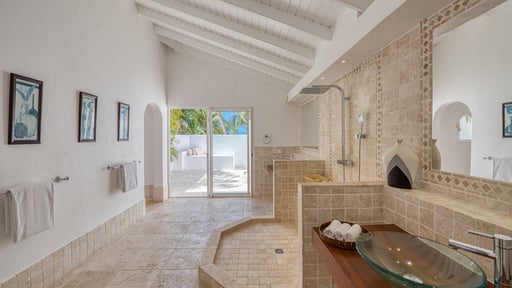 Villa La Favorita Schlafzimmer 1