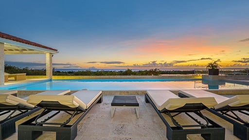 Villa La Favorita Schwimmbad