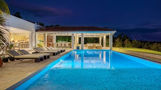 Villa La Favorita Schwimmbad