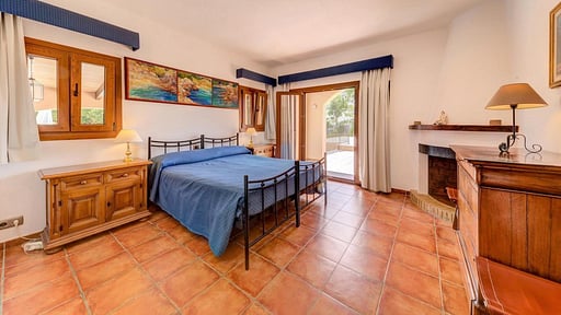 Villa La Font D'Alt Bedroom 1