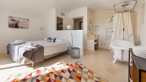 Villa La Gastalena Bedroom 1