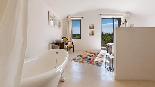 Villa La Gastalena Bedroom 1