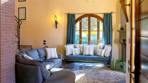 Villa La Lestra Salon