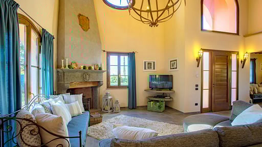 Villa La Lestra Salon