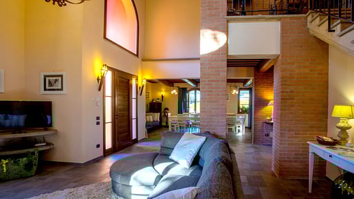 Villa La Lestra Salon