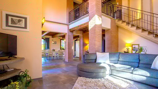 Villa La Lestra Salon