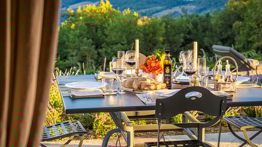 Villa La Macchia Dining area