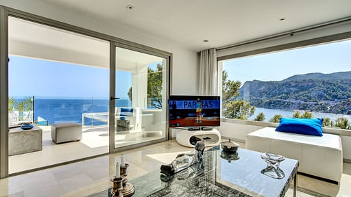 Villa La Pearl Salon