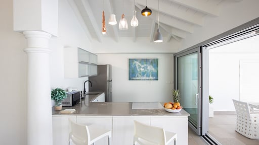 Villa La Perla Bianca Kitchen