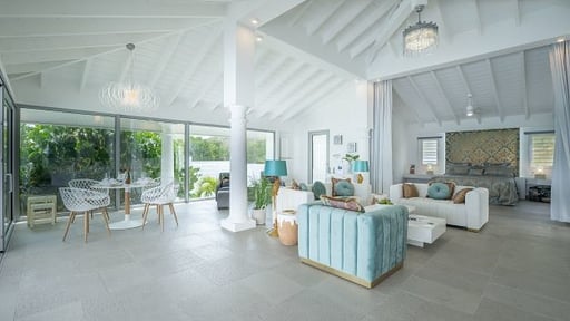 Villa La Perla Bianca Living room