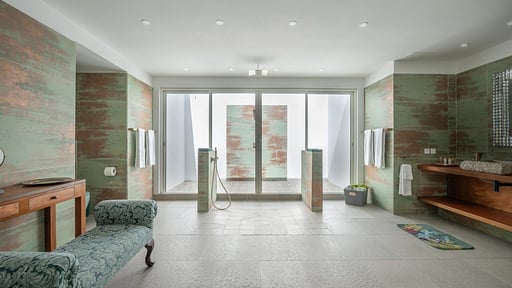 Villa La Perla Bianca Bedroom 