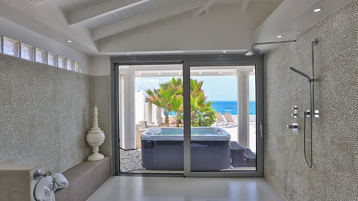 Villa La Perla Palais Bedroom 2