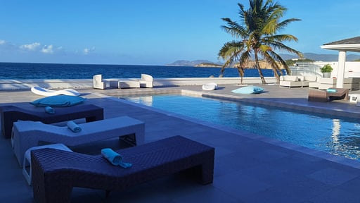 Villa La Perla Palais Swimming pool