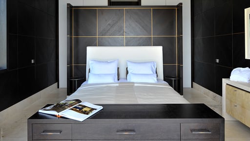 Villa La Petite Sereine Schlafzimmer 1