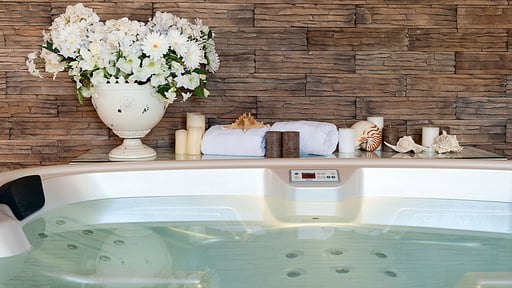 La Pigna Bianca Jacuzzi