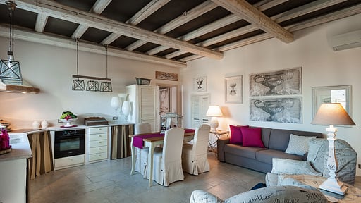 La Pigna Bianca Kitchen