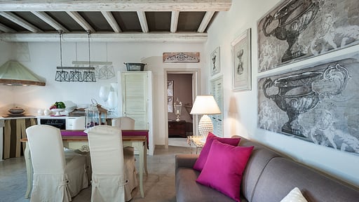 La Pigna Bianca Kitchen