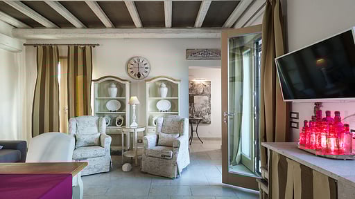 La Pigna Bianca Kitchen