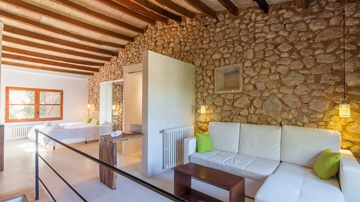 Villa La Rafalesca Bedroom 1