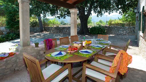 Villa La Rovina Tramuntana Dining area