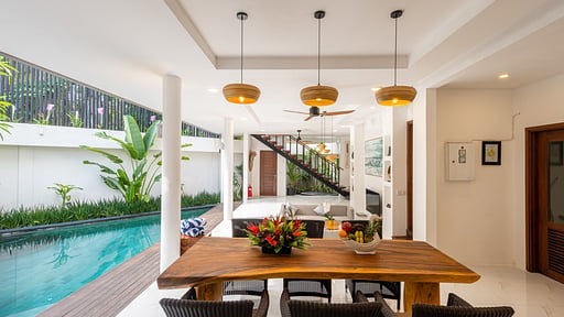 Villa La Sirena Dining area