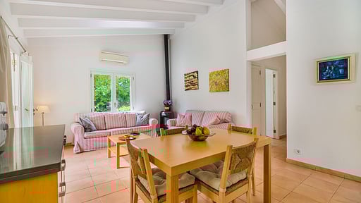 Villa La Sort 140 Dining area