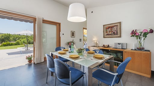 Villa La Sort Dining area