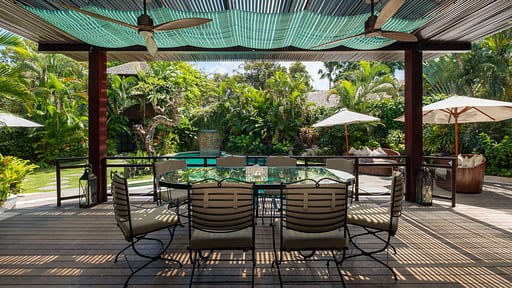 Villa LA TA Dining area 2