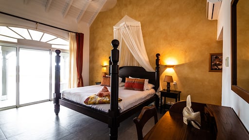 Villa La Vie en Rose Bedroom 2