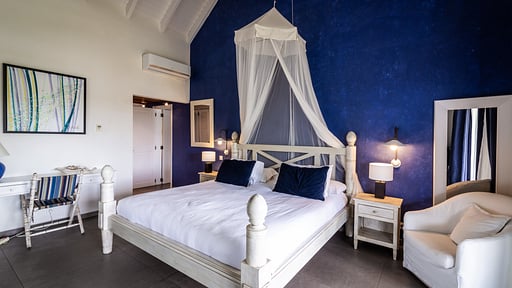 Villa La Vie en Rose Bedroom 3