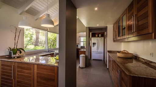 Villa La Vie en Rose Kitchen