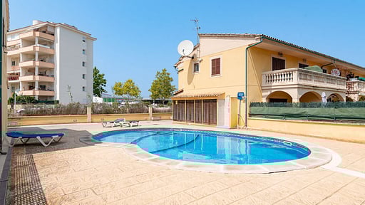 VILLA LAGO
