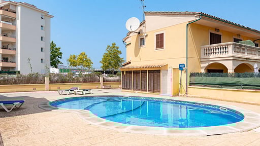 VILLA LAGO