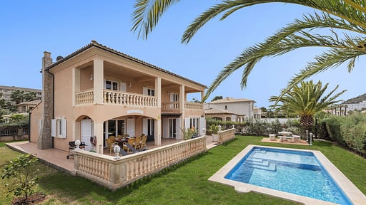 Villa Lago Swimming pool