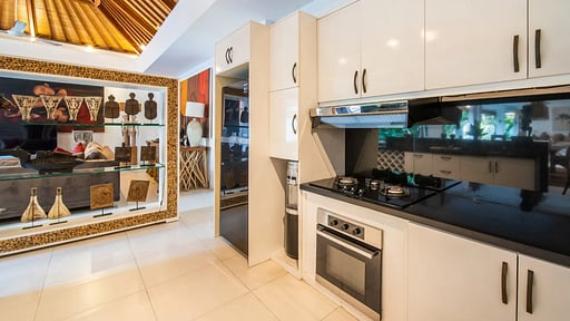 Villa Lagoon Canggu Kitchen