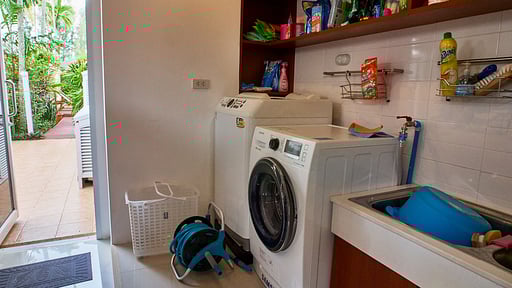 Villa Laguna Links Others